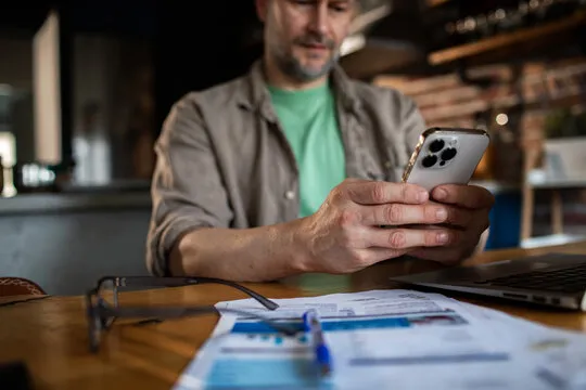 定位与形态分析